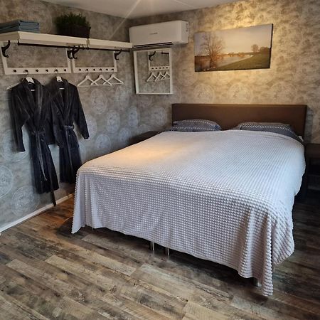 Bed & Budget Mackenzieplaats Вілп Екстер'єр фото